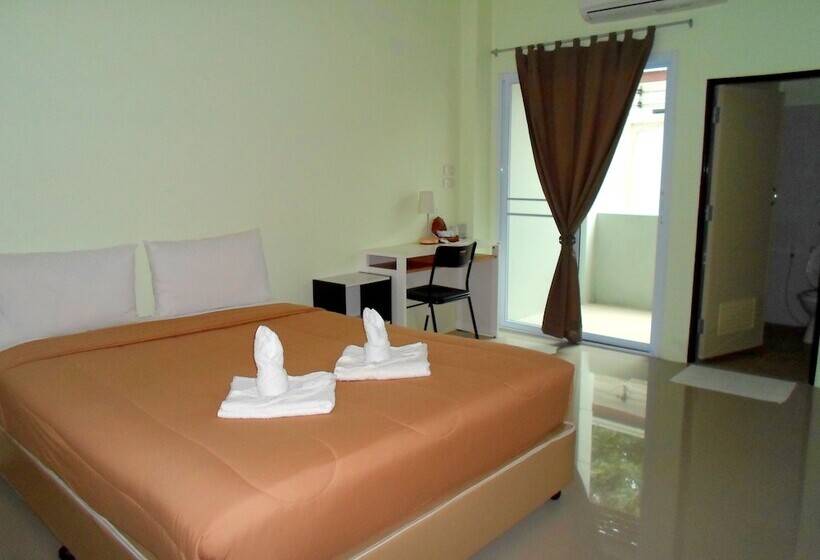 Номер Стандарт, Papangkorn House