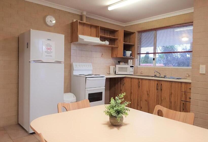 침실 2개 아파트, Albany Holiday Units