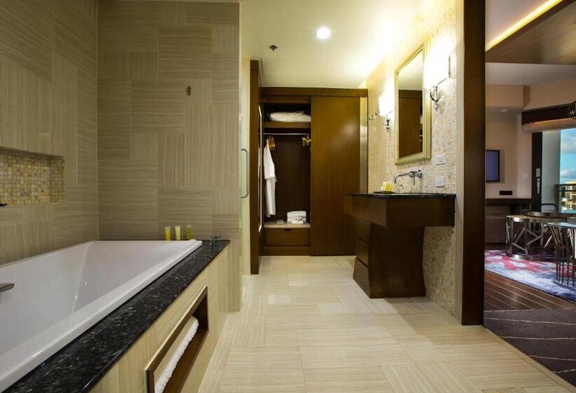 استودیوی استاندارد با چشم‌انداز دریا, Dusit Thani Guam Resort