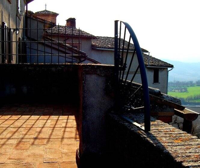 수피리어 스위트, Il Castello Di Rosceto