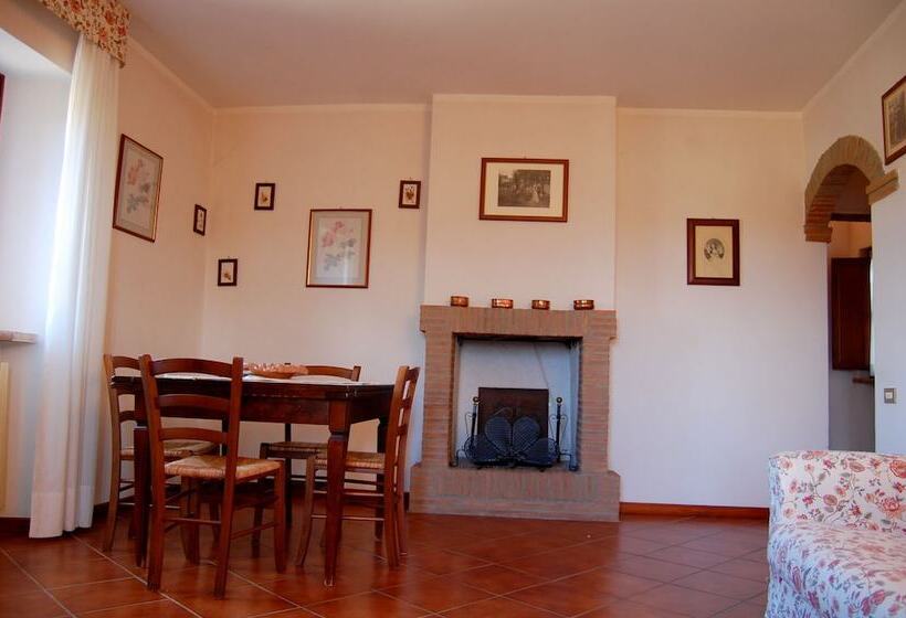 수피리어 스위트, Il Castello Di Rosceto