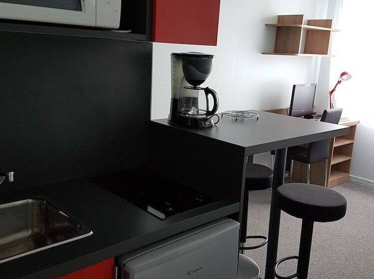 Студия Стандарт, Kosy Appart Hôtel Le Champ De Mars Reims