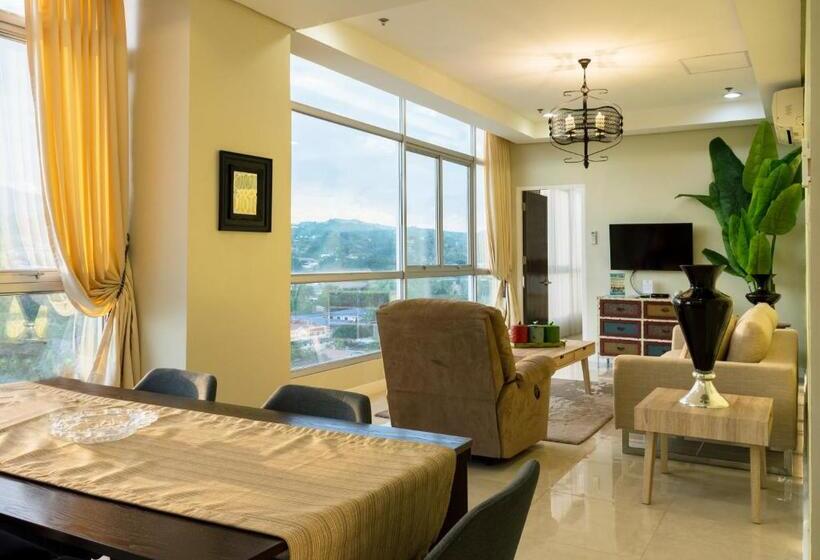 산 전망 스위트, Alicia Apartelle