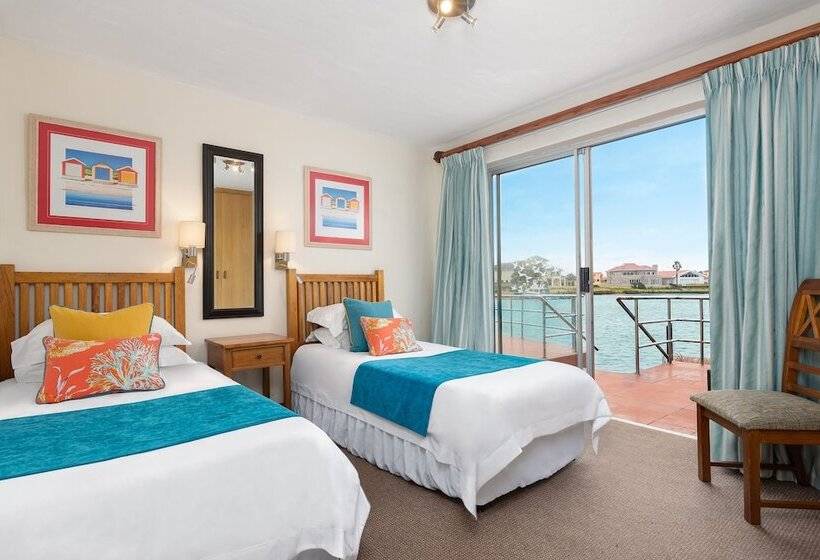 Апартаменты 1 Спальня, First Group Port Owen Marina