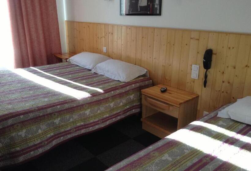 Номер Стандарт Трехместный, Hôtel Le National