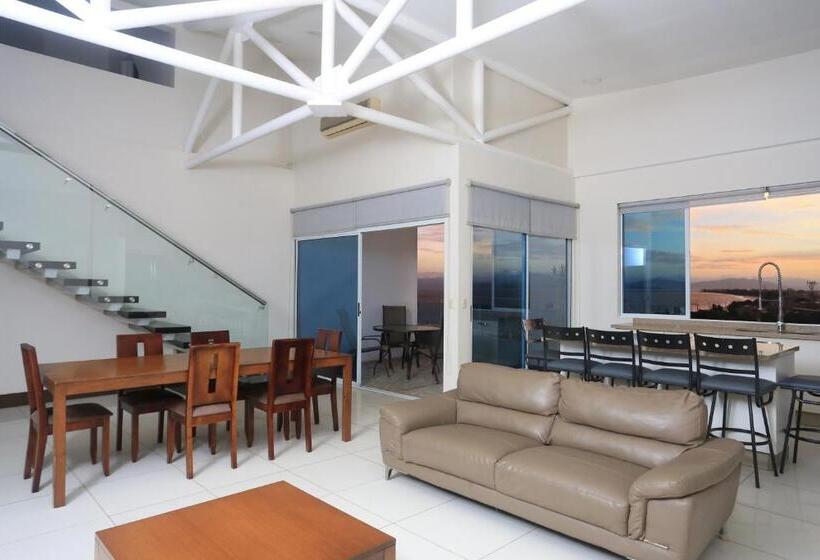 1 Bedroom Penthouse Apartment, Puerto Azul