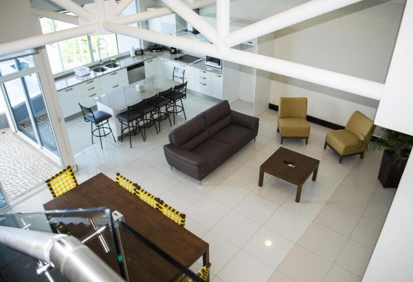 1 Bedroom Penthouse Apartment, Puerto Azul