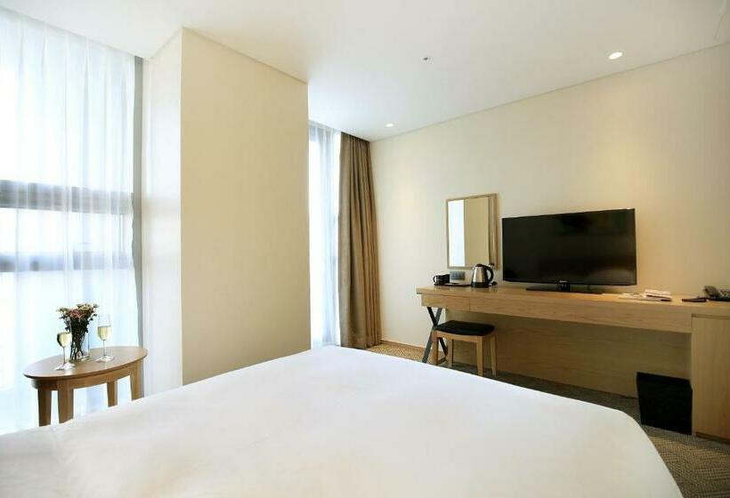 Standard Room City View, Best Western Haeundae