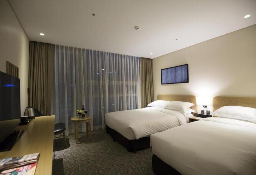 Family Room Side Sea View, Best Western Haeundae