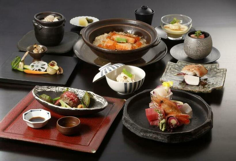 اتاق لوکس, Niseko Konbu Onsen Tsuruga Moku No Sho