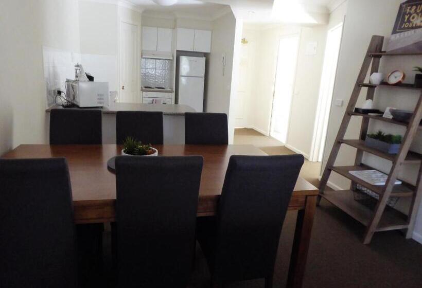 Апартаменты Deluxe 2 Спальни, Lifestyle Apartments At Ferntree