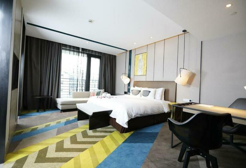 اتاق سوپریور با تخت بزرگ, Minimax Premier Hotel Shanghai Hongqiao
