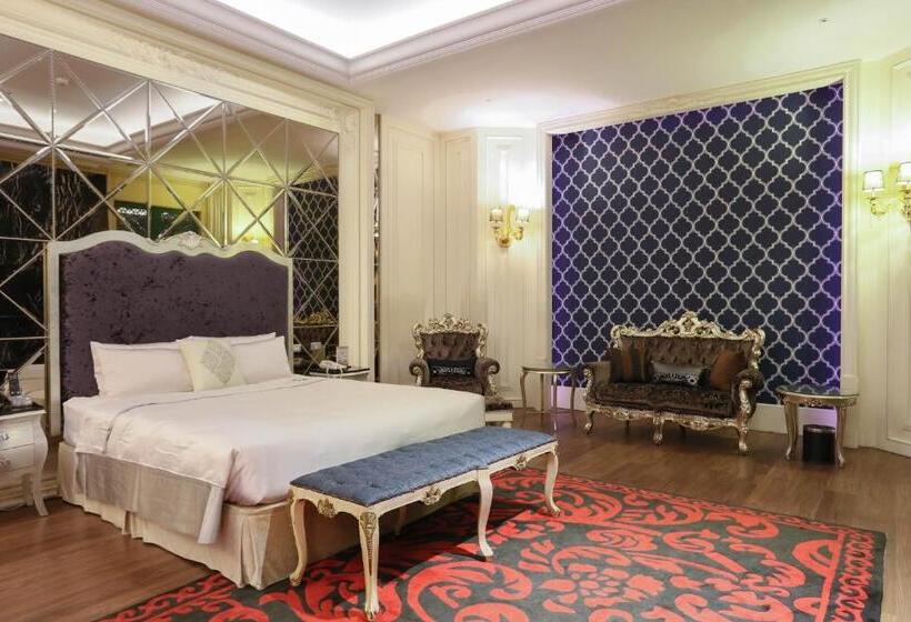 سوییت سوپریور, Mulan Motel Taipei