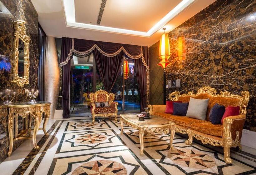 اتاق استاندارد با چشم‌انداز استخر, Mulan Motel Taipei