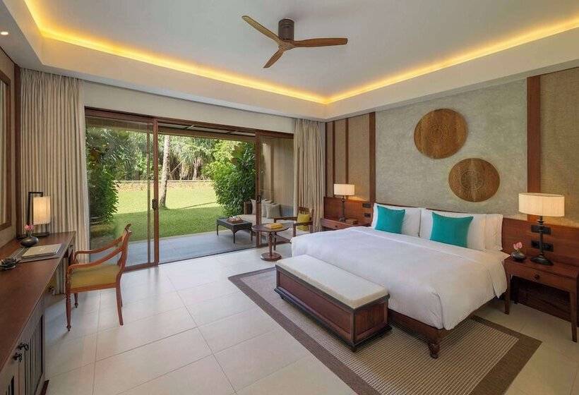 Номер Премиум Вид на Сад, Anantara Kalutara Resort