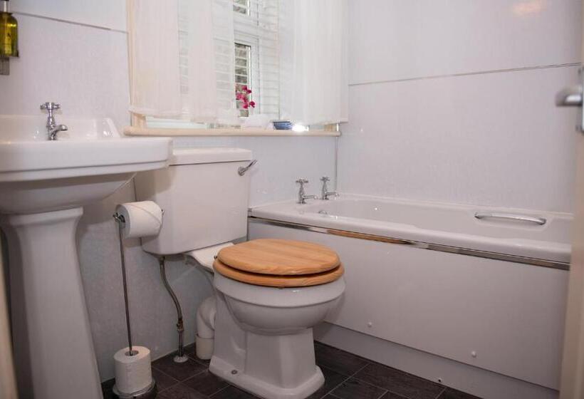 Номер Стандарт, Milton House Studio Apartment Suites