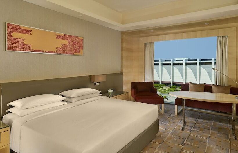 اتاق استاندارد با تخت بزرگ, Hyatt Regency Chandigarh