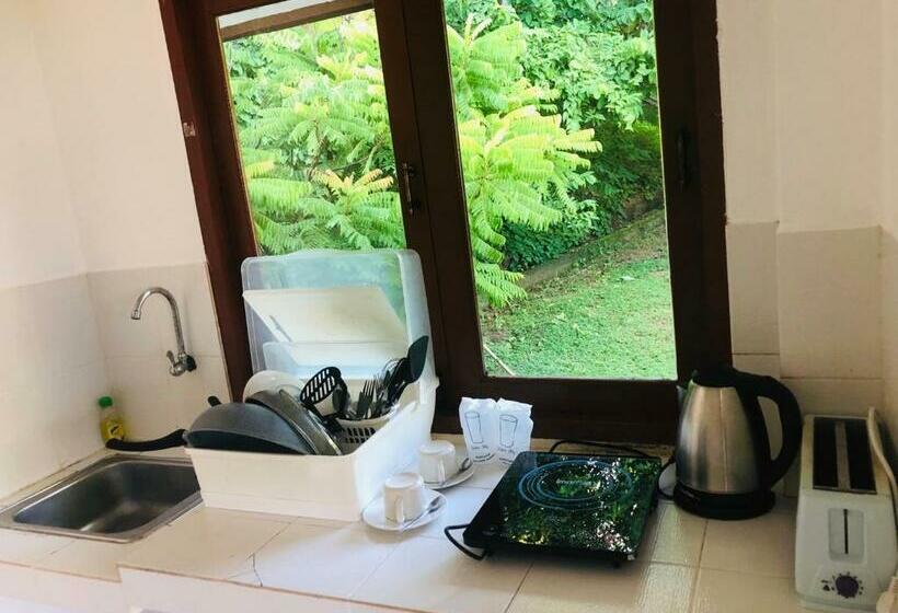 Бунгало Стандарт Вид на Море, Three Trees Samui Resort   Sarocha Villa