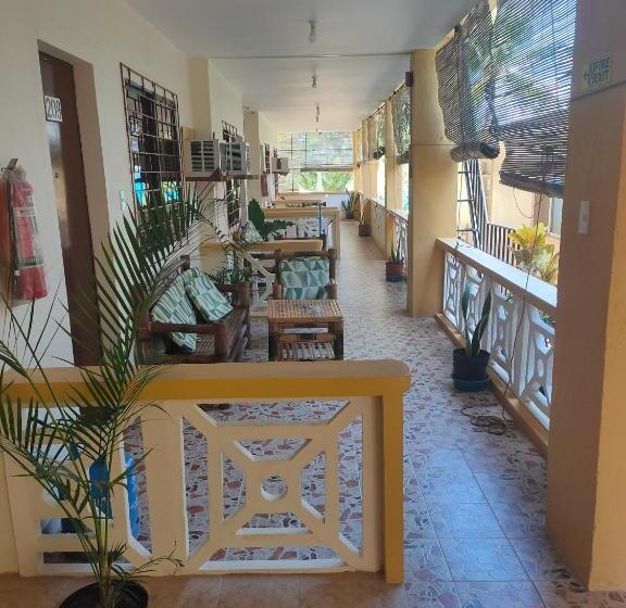 غرفة ديلوكس مزودة بشرفة, Sulu Plaza