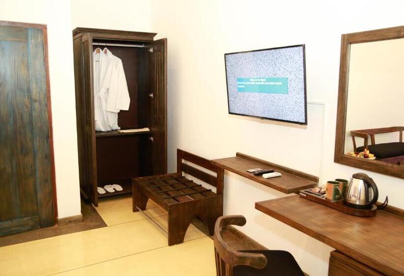 标准间带漩涡浴缸, Tranquil Negombo Boutique