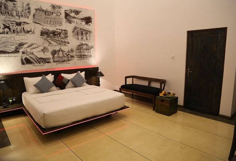 标准间带游泳池, Tranquil Negombo Boutique