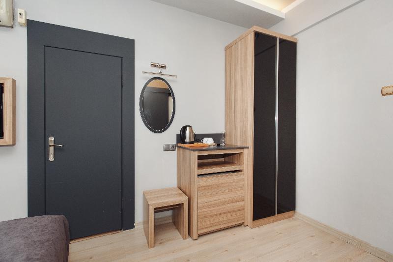Habitación Estándar Vista Ciudad, Aksular