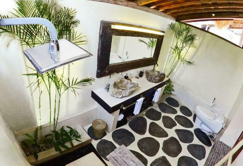 Номер Deluxe Вид на Бассейн, Kaleydo Villas