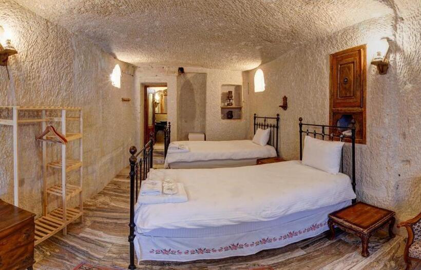 标准间, Village Cave House
