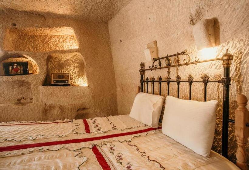 小型套房, Village Cave House