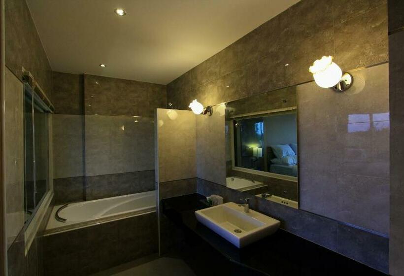 スイート, Kitlada Hotel Udonthani