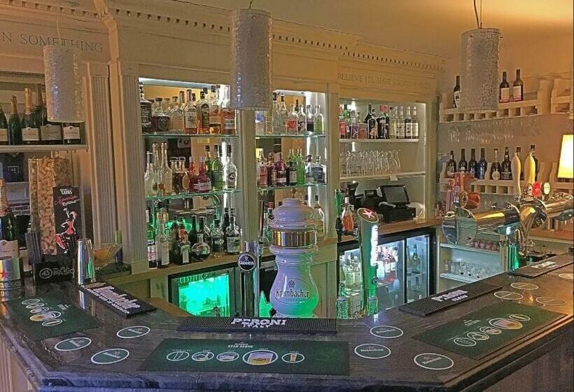 Номер Стандарт, Colchester Boutique