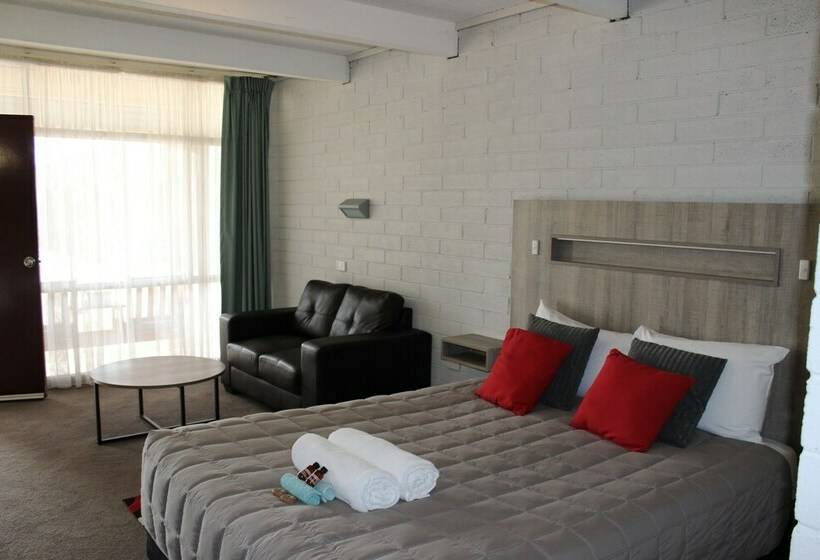 Номер Deluxe, Thomas Lodge Motel