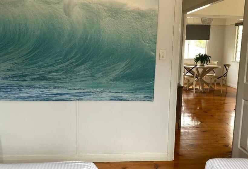 패밀리 방갈로, Beachmere Palms Motel