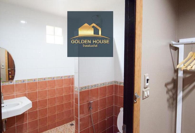 اتاق لوکس, Golden House Hotel Sakaeo