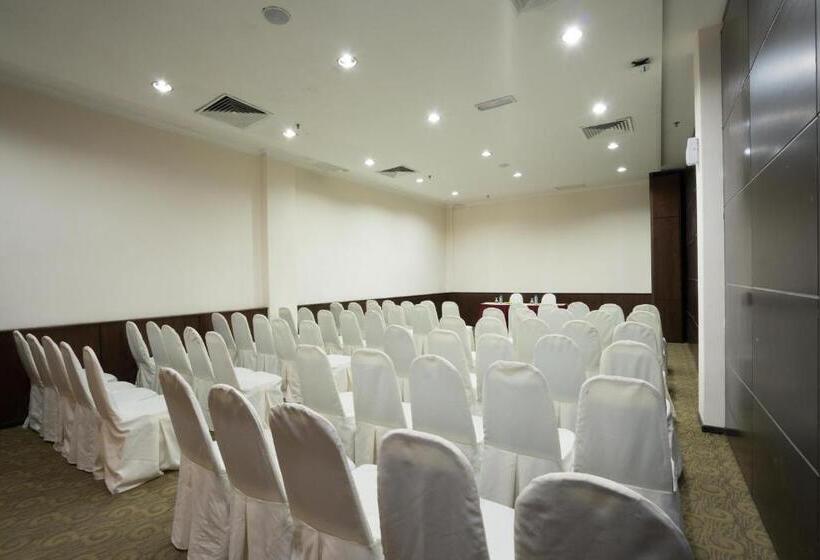 Номер Superior, Th Hotel Kelana Jaya