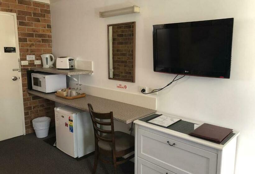 标准间, Golden Grain Motor Inn