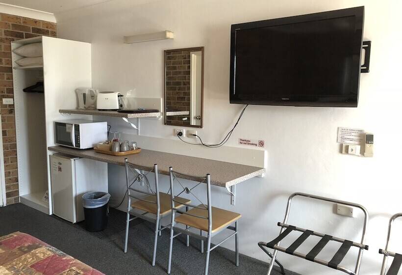 家庭间, Golden Grain Motor Inn