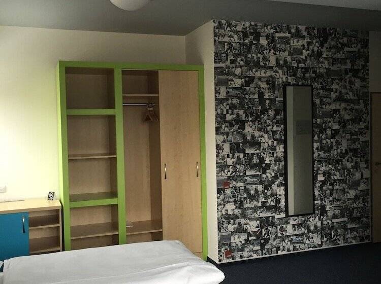 Номер Стандарт Трехместный, Sport Hotel Sletiště
