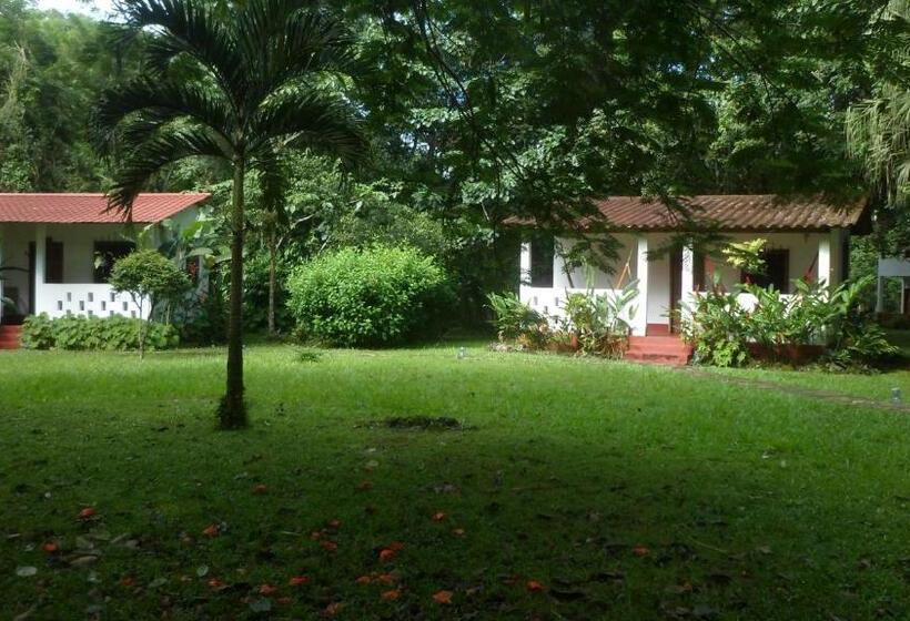 اتاق لوکس با چشم‌انداز باغ, Finca Ixobel