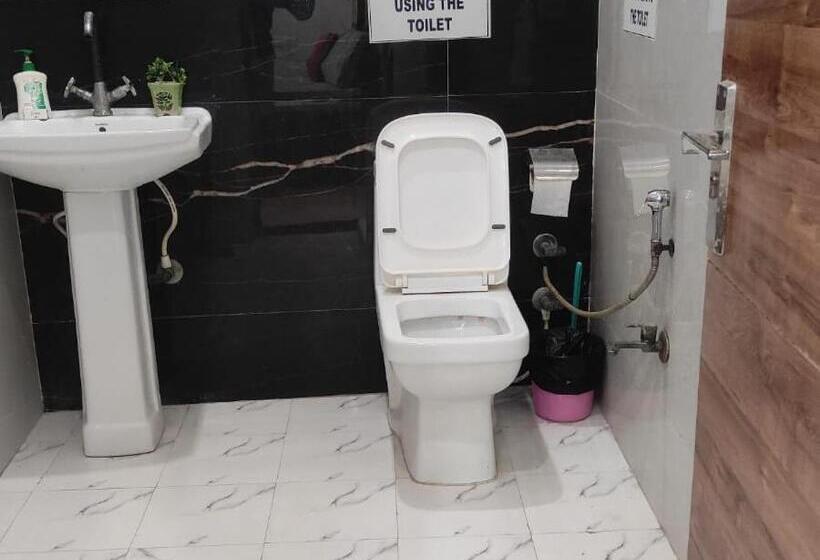Номер Deluxe с Балконом, Taj Backpackers Hostel