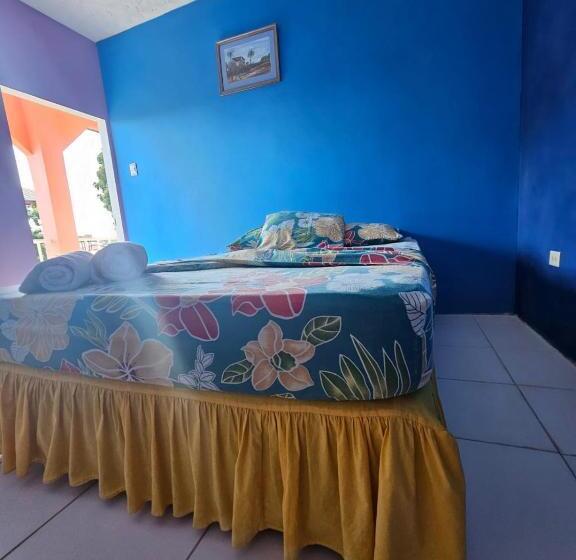 اتاق استاندارد با چشم‌انداز باغ, Fish Tobago Guesthouse Or Joy And Brandon Guesthouse