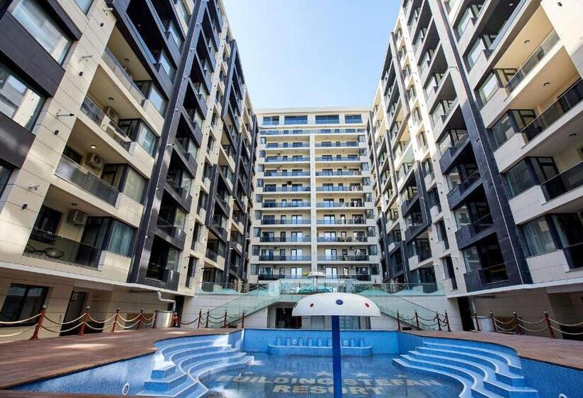 آپارتمان 1 خوابه, Buildings