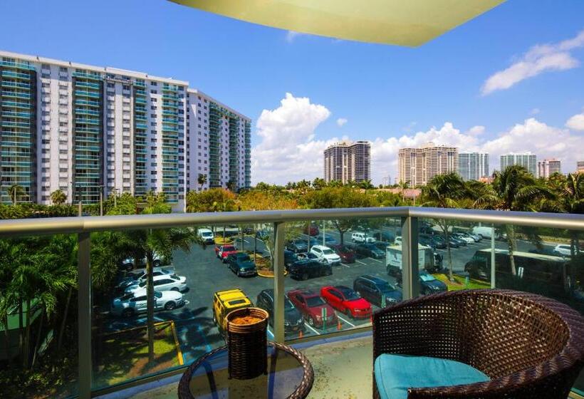 침실 1개 아파트, Sunny Isles Ocean Reserve Condo Apartments
