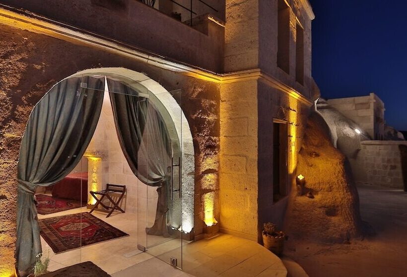سوییت, Phocas Cave Suites