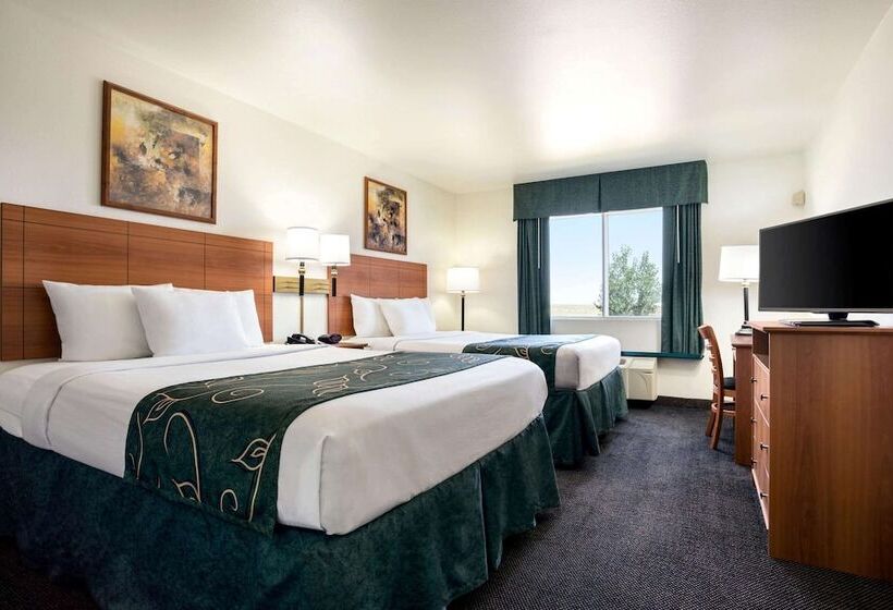 Номер Стандарт 2 Двуспальные Кровати, Travelodge By Wyndham Bill Wy Thunder Basin Ntl Grassland