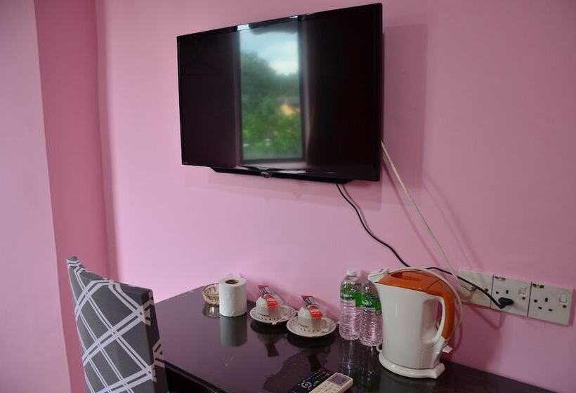 Номер Deluxe, Uptown Kajang