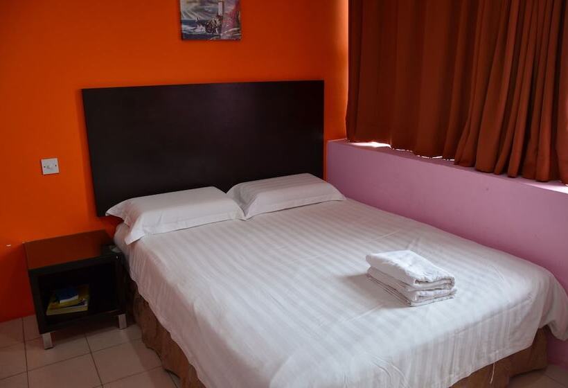 Номер Deluxe, Uptown Kajang