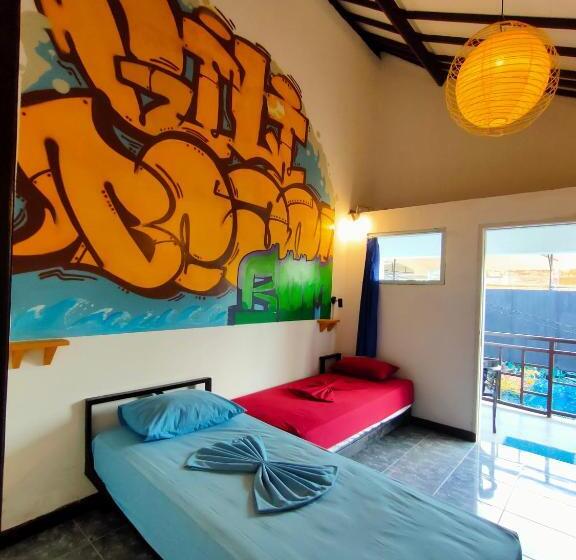 공동 객실, Gili Beach Bum Hostel