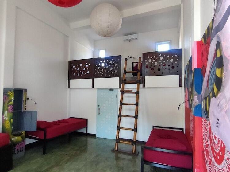 공동 객실, Gili Beach Bum Hostel