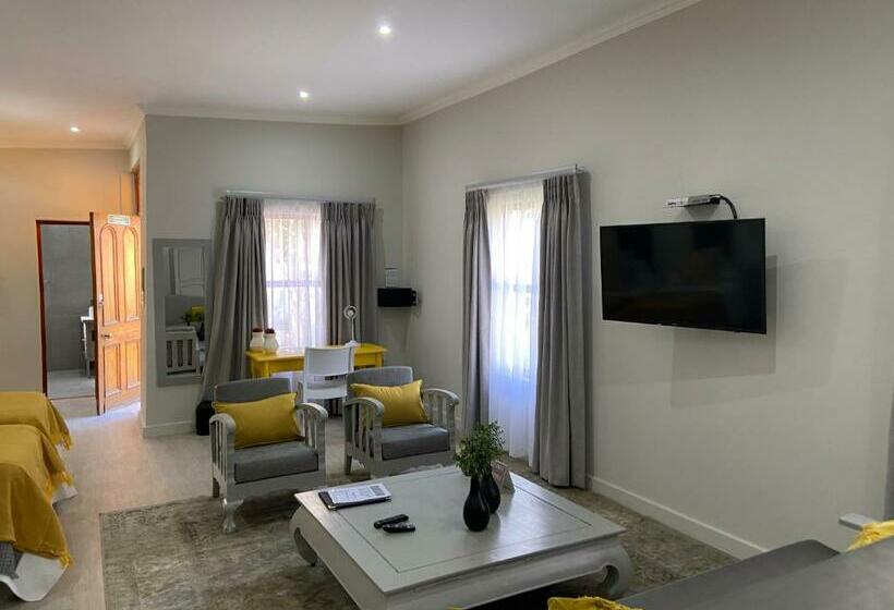 Номер Стандарт, Cape Karoo Guesthouse